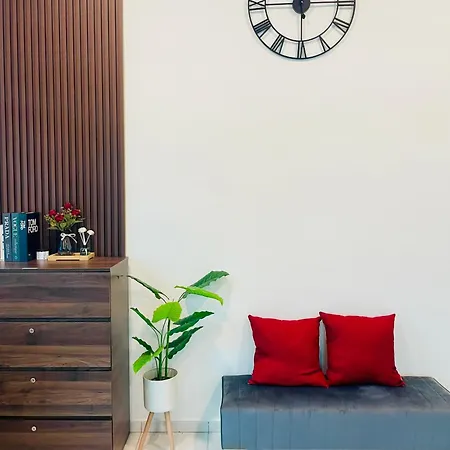 Cozy Home Aman Selesa Netflix Wifi Usm